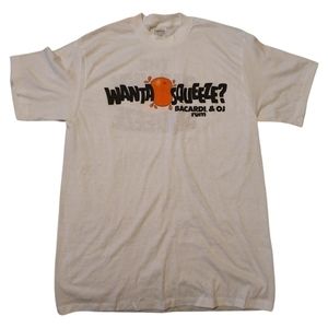 Vintage 1987 Fun Stuff NY The Bacardi Squeeze Rum and OJ T-shirt (XL)
